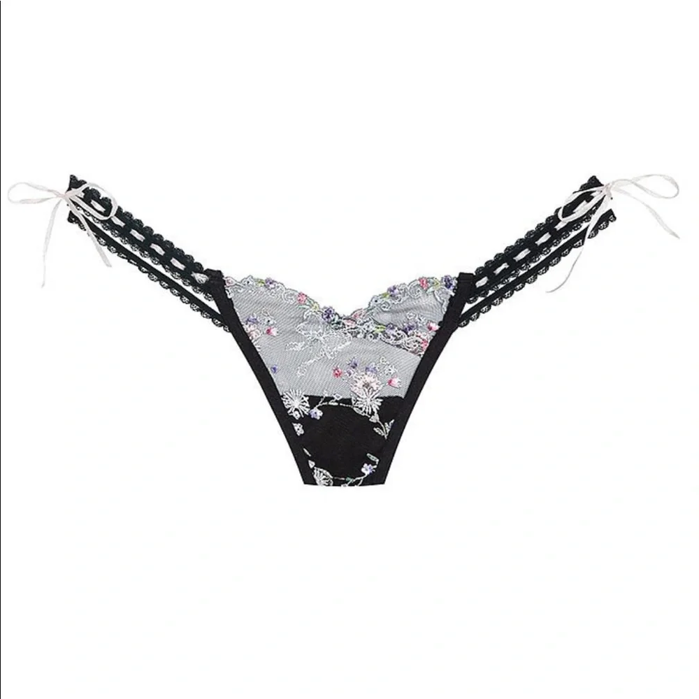 3 PIECE FOR LOVE & LEMONS Angelica Scoop Bra Garter Thong set - Picture 16 of 16